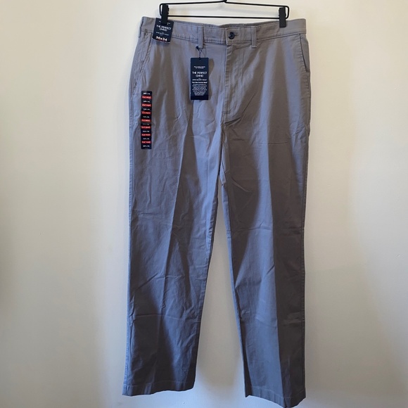 NWT Roundtree and Yorkie Chino Gray Classic Fit Pants - Picture 1 of 11